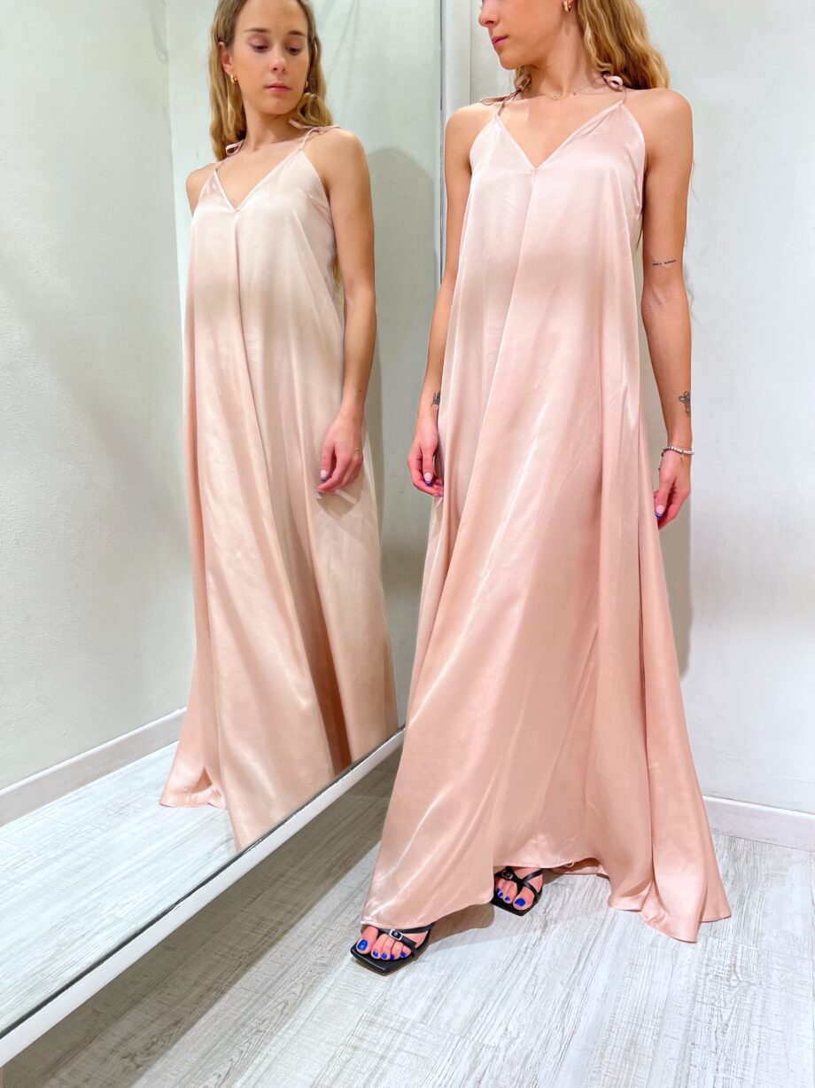 Shop Online Vestito lungo rosa cipria in raso incrocio schiena Vicolo