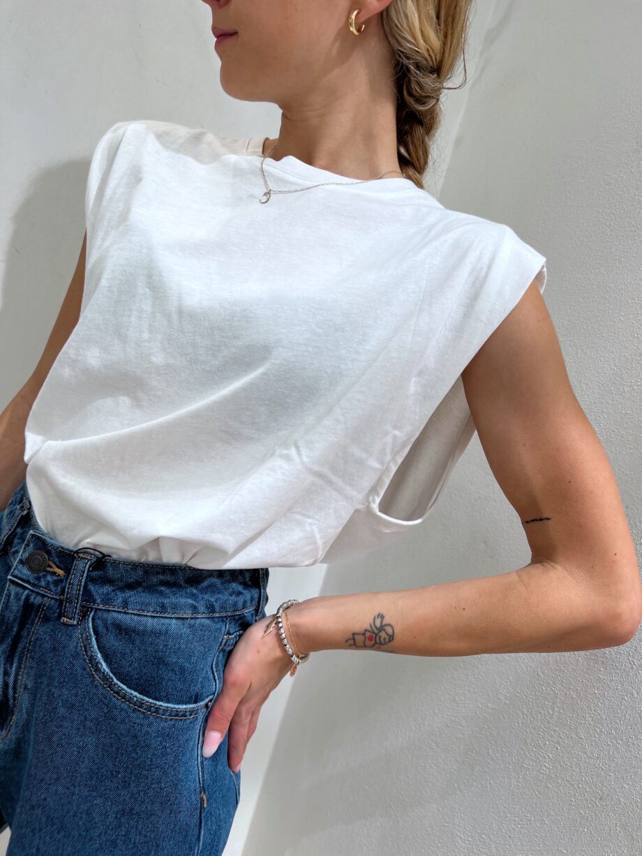 Shop Online T-shirt bianca smanicata Vero Moda