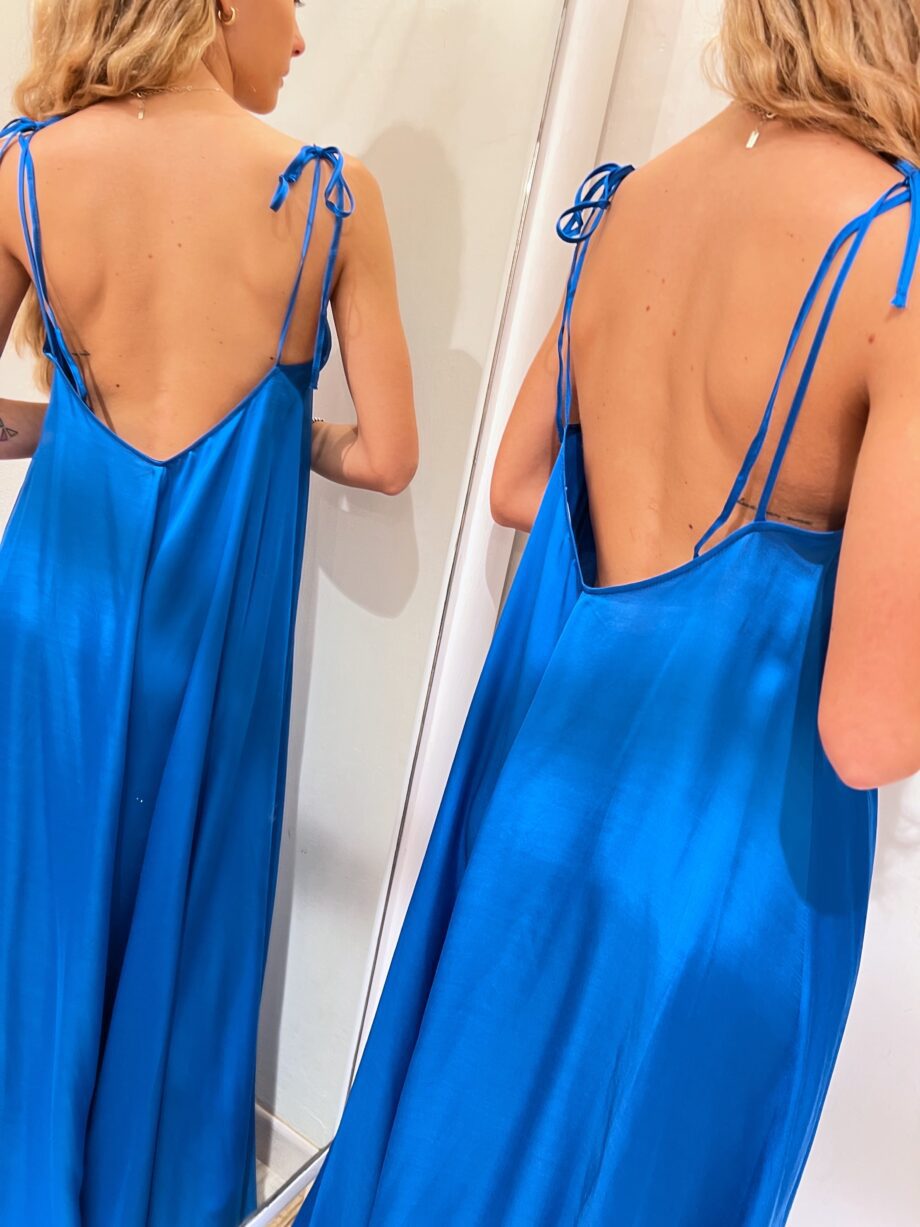 Shop Online Vestito lungo bluette in raso incrocio schiena Vicolo
