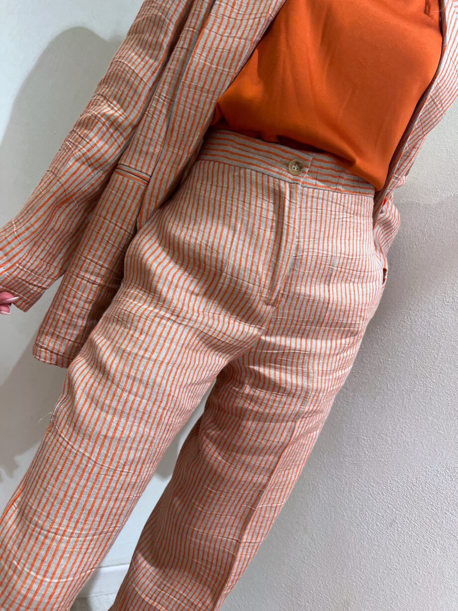 Shop Online Pantalone palazzo a righe arancio in lino Vicolo