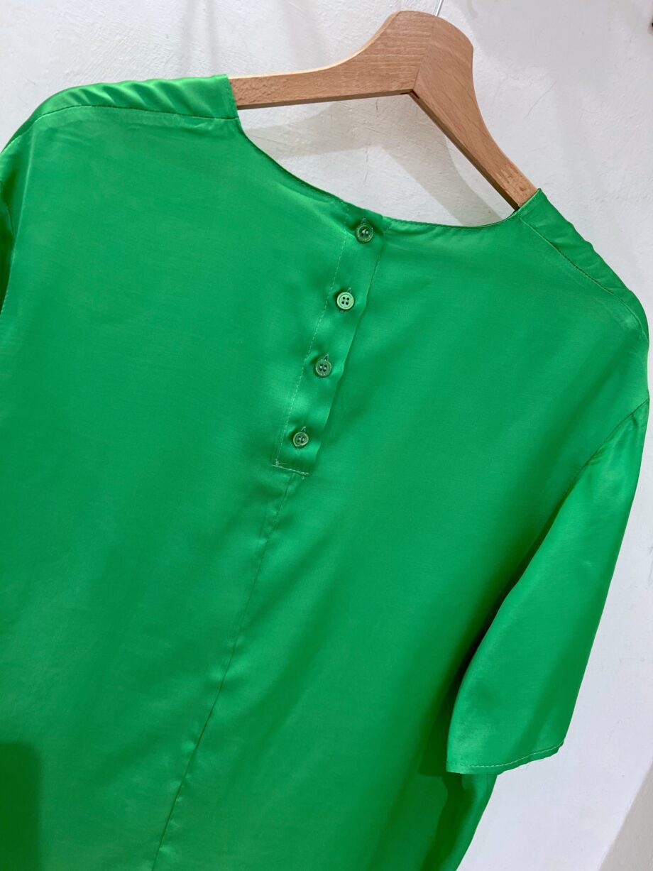 Shop Online Blusa in raso mezza manica verde Vicolo