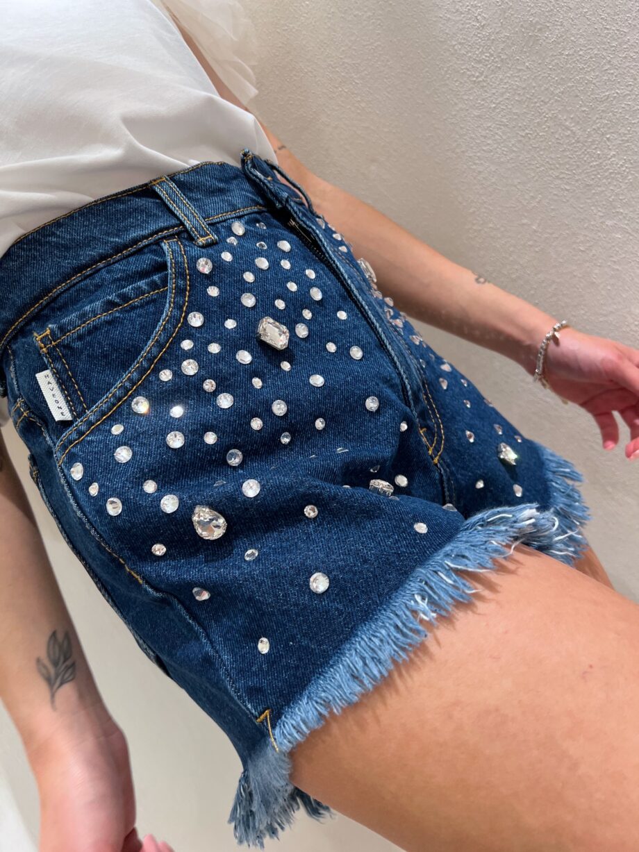 Shop Online Short in jeans scuro con strass Have One