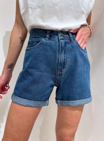 Shop Online Short in jeans scuro con rovescia Vero Moda