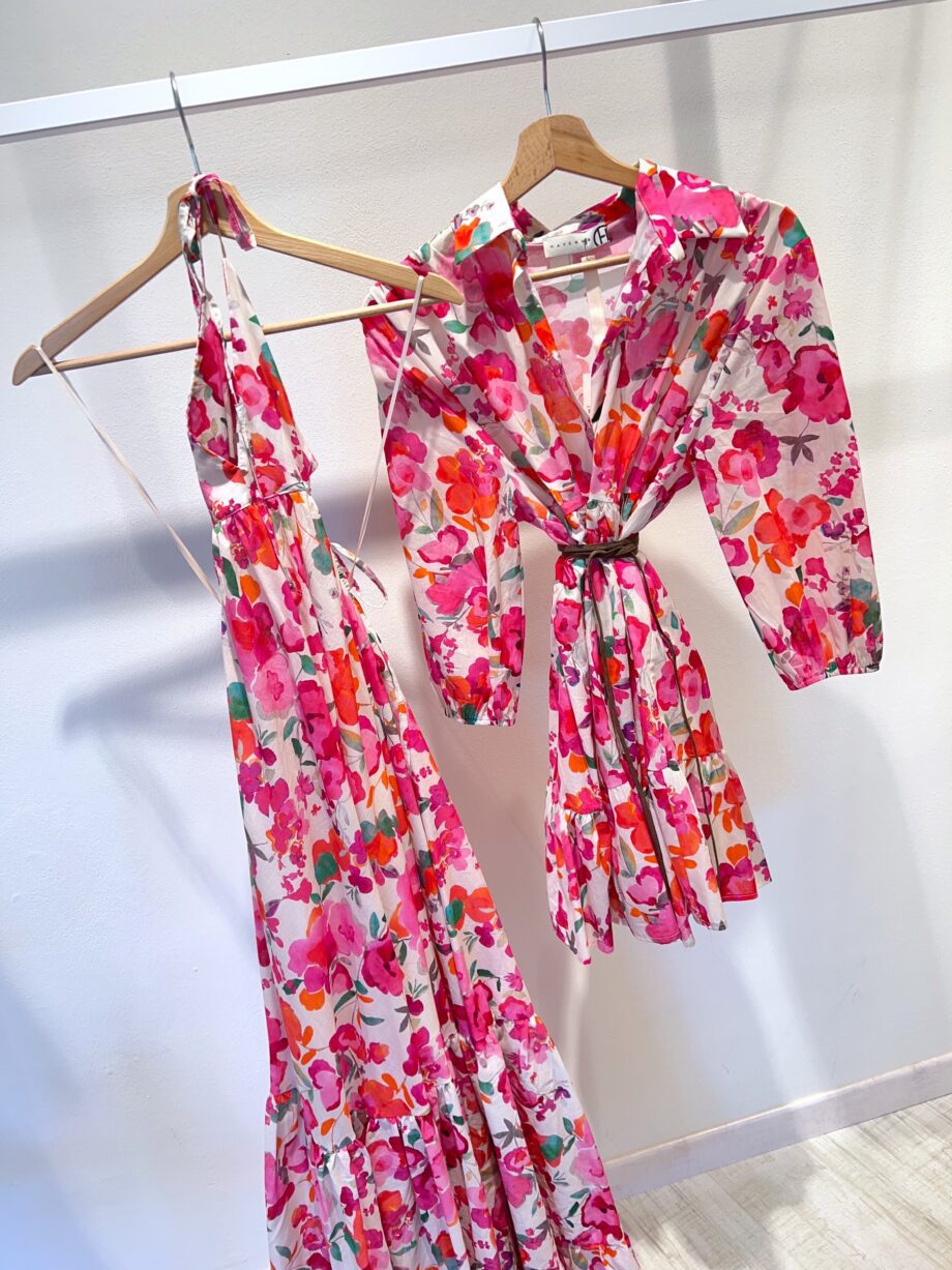 Shop Online Vestito corto a fiori fucsia con balze Have One