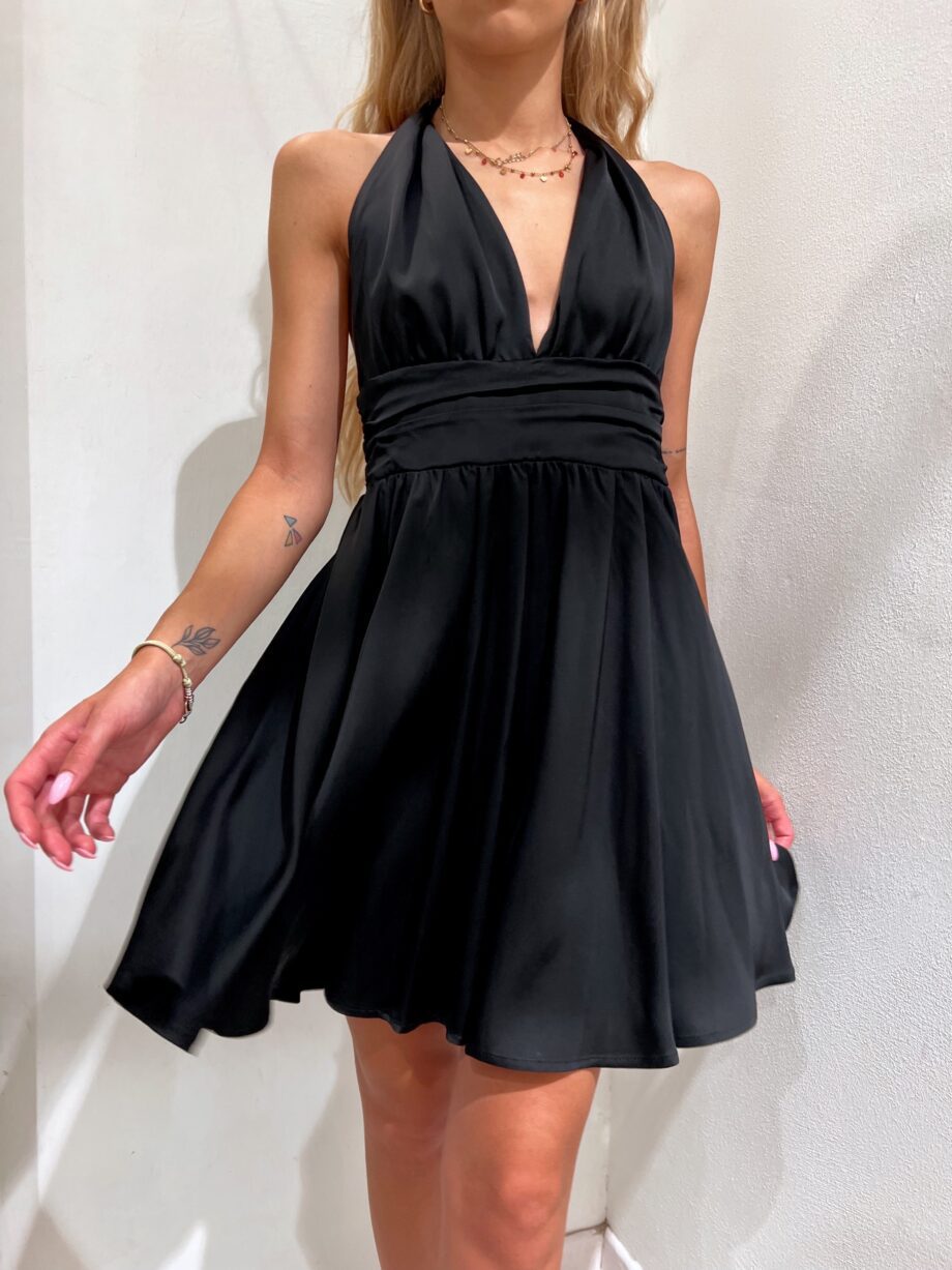 Shop Online Vestito corto nero in raso schiena scoperta Vicolo