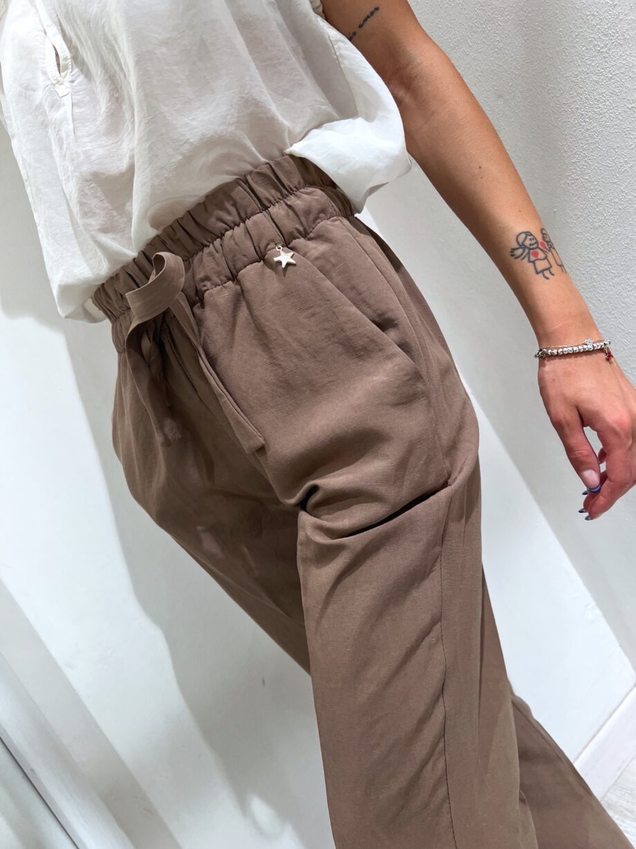 Shop Online Pantalone in lino tortora a sigaretta Souvenir