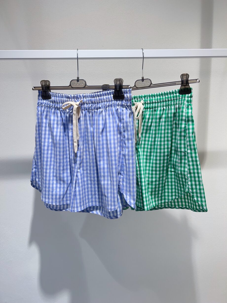 Shop Online Short in cotone ampio a quadretti verde Vicolo