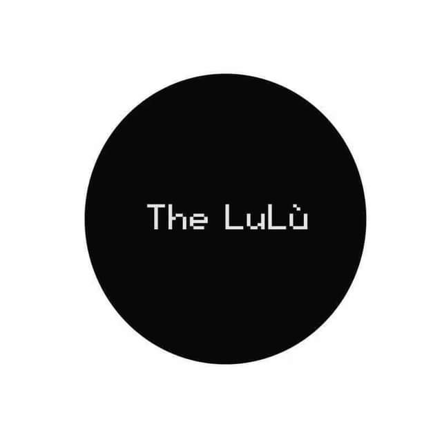 Shop Online Maglietta nera in tulle trasparente The Lulù