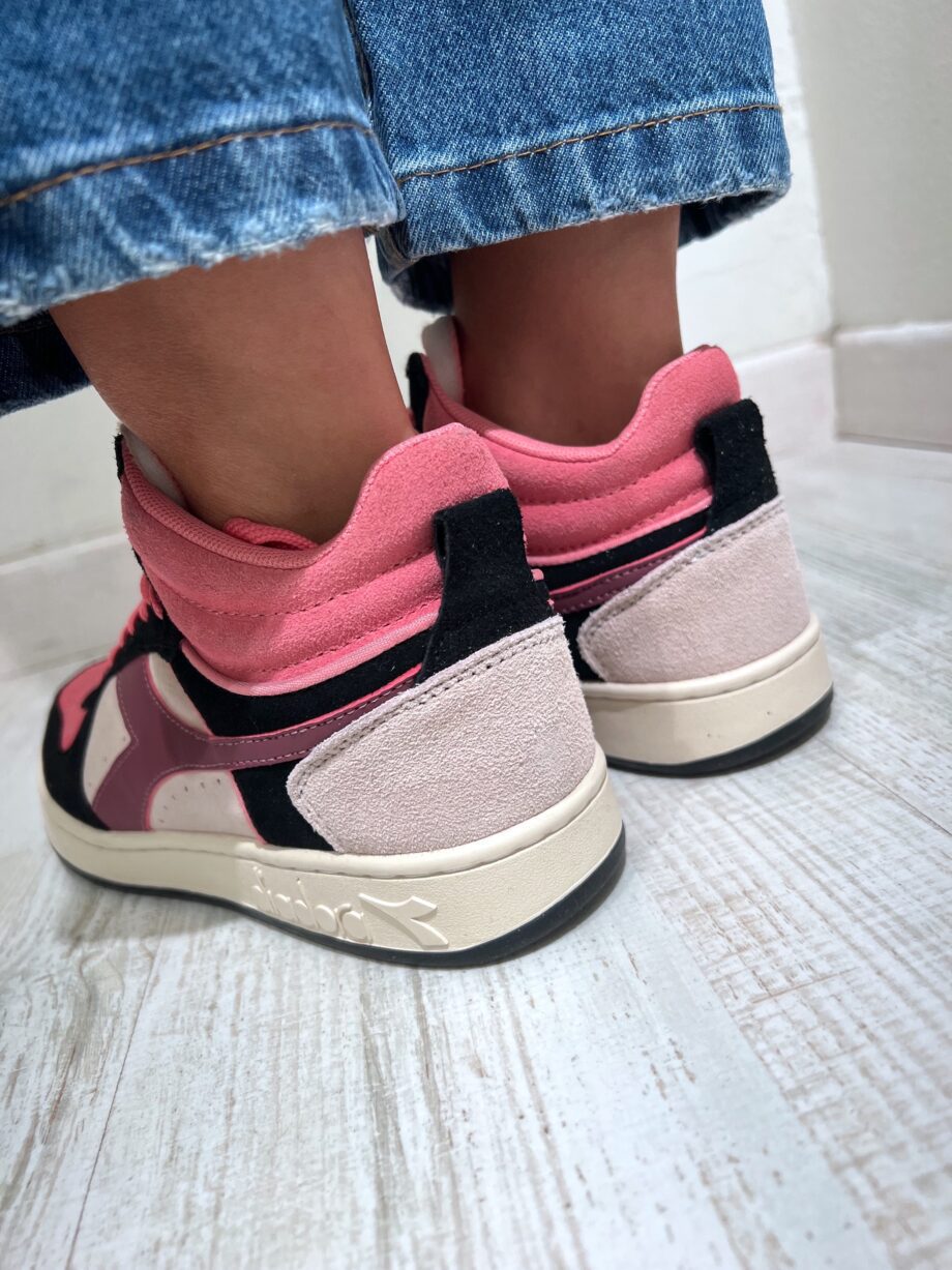 Shop Online Sneakers magic basket demi rosa e nere Diadora