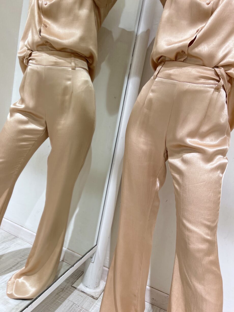 Shop Online Pantalone morbido in raso champagne Have One