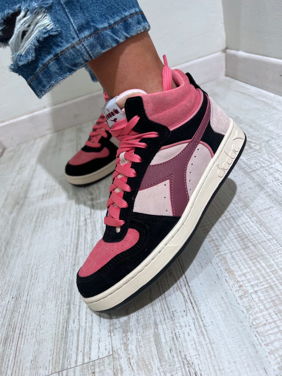 Shop Online Sneakers magic basket demi rosa e nere Diadora