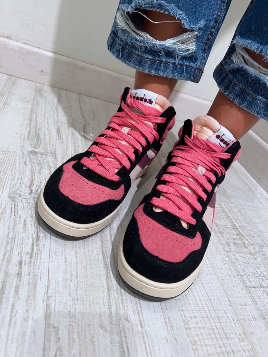 Shop Online Sneakers magic basket demi rosa e nere Diadora