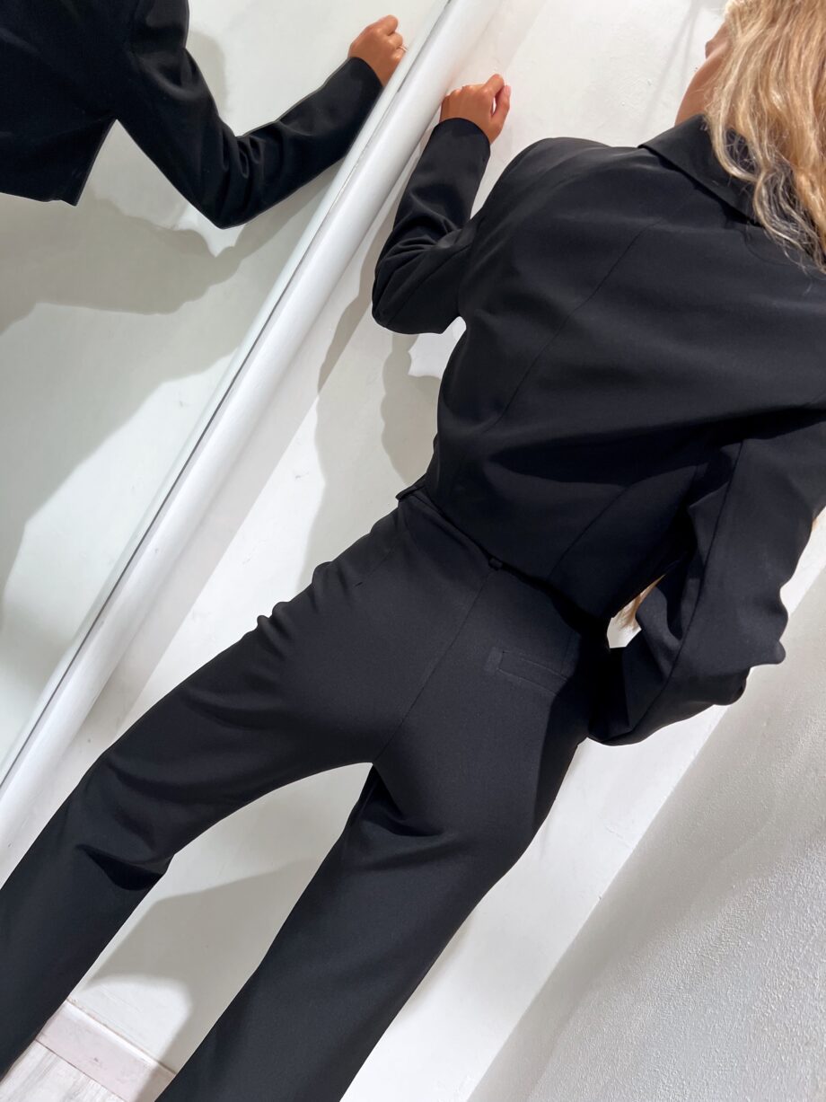 Shop Online Pantalone nero a zampa con cuciture The Lulù