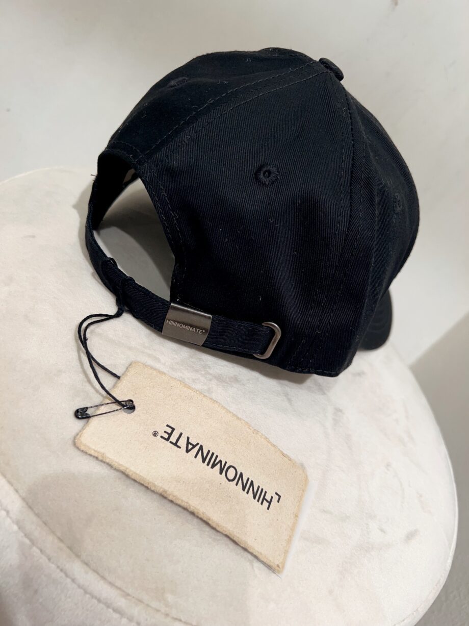 Shop Online Cappellino con visiera nero logo Hinnominate