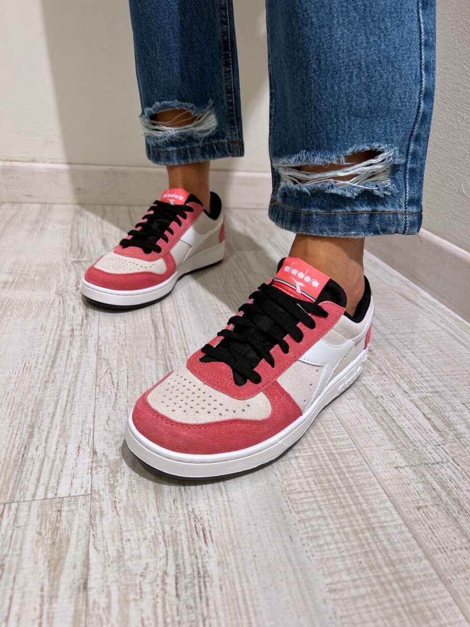 Shop Online Sneakers magic basket demi rosa e nere Diadora