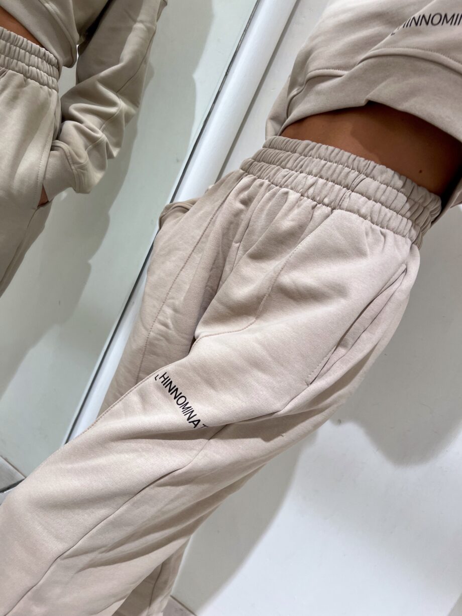 Shop Online Pantalone tuta beige ampio Hinnominate