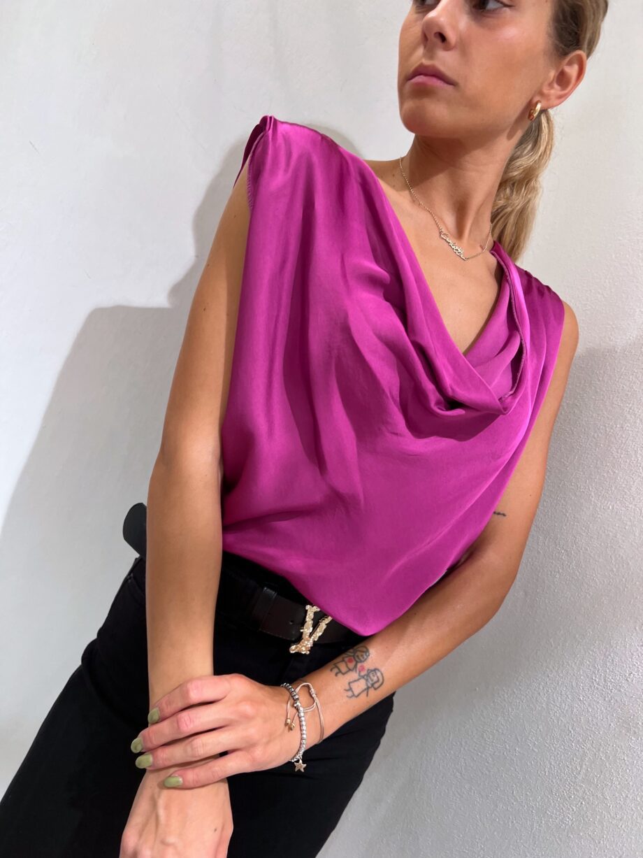 Shop Online Canotta morbida magenta scollo anello Vicolo