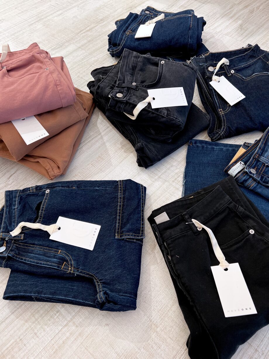 Shop Online jeans cargo scuro con cuciture Have One