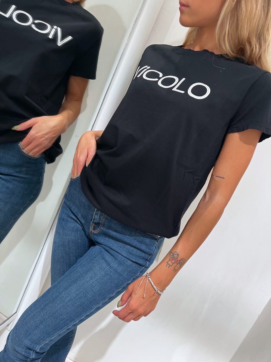 Shop Online T-shirt nera scritta logo Vicolo