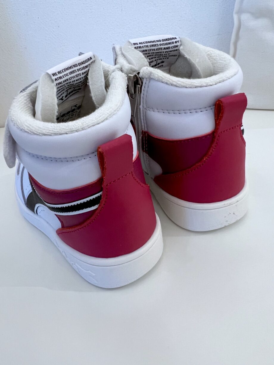 Shop Online Sneakers magic basket mid bianche e rosa Diadora