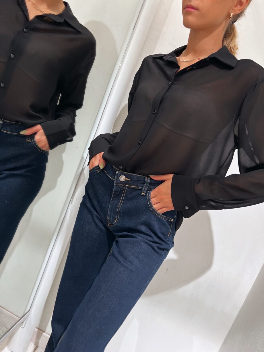 Shop Online Camicia nera in georgette semitrasparente Kontatto