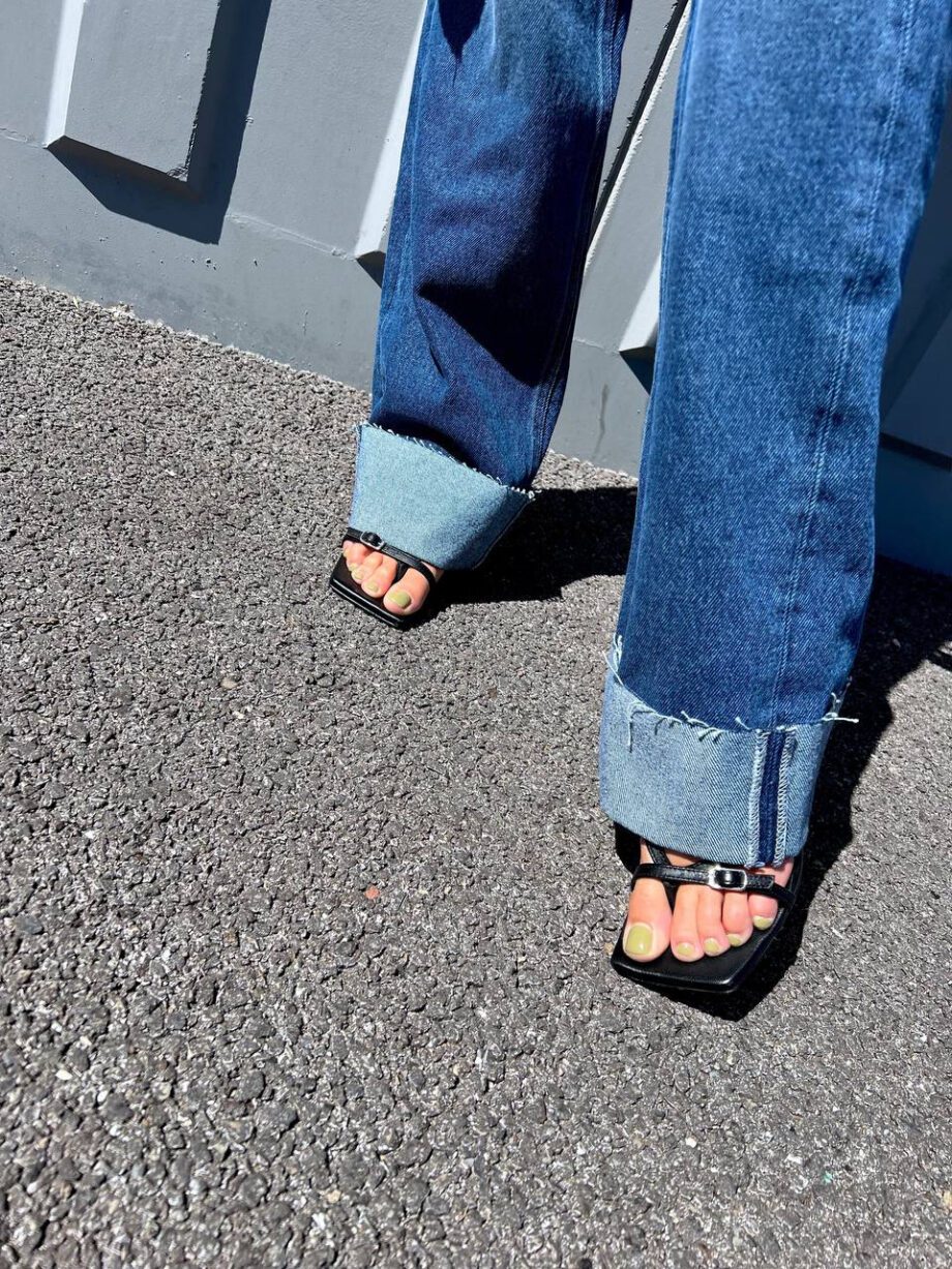 Shop Online Jeans Alex palazzo con taglio e rovescia Vicolo