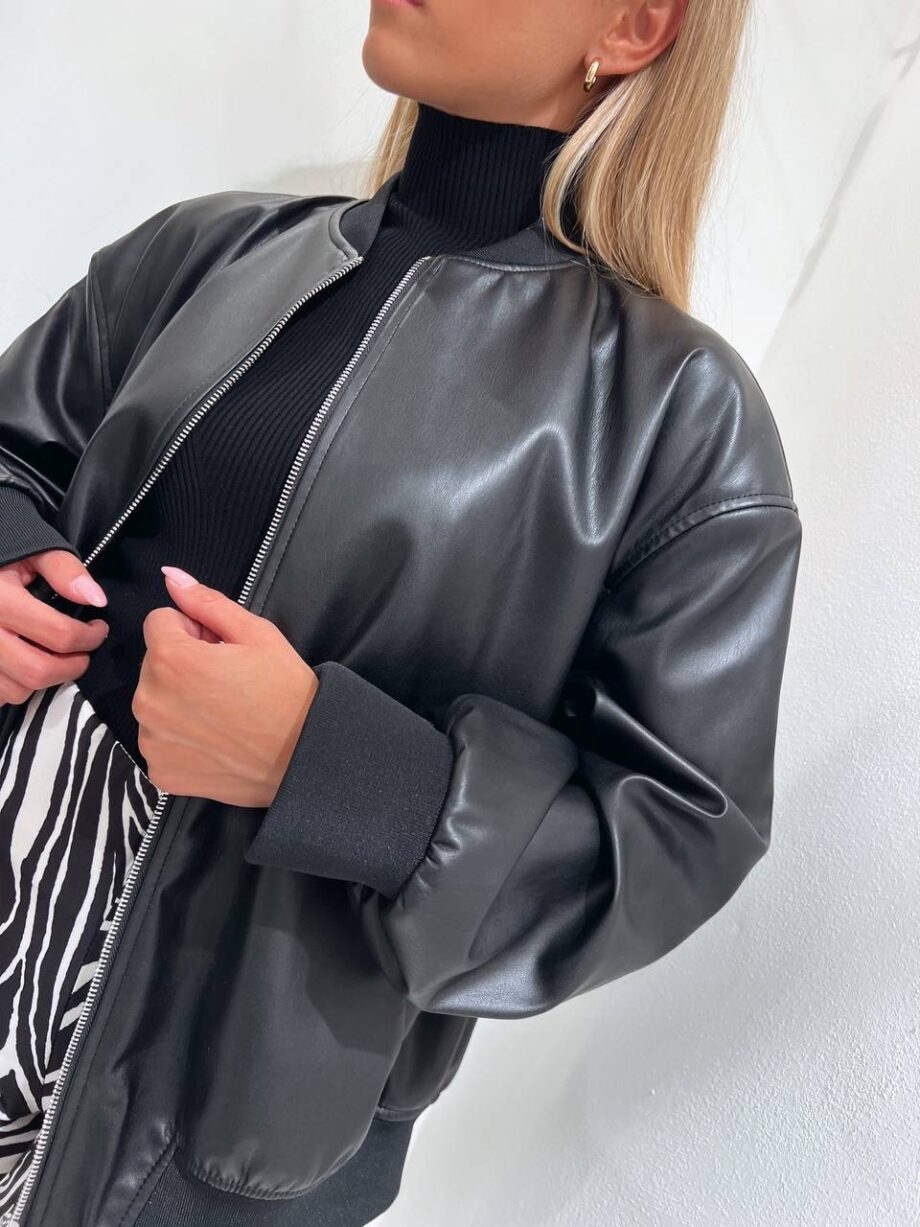 Shop Online Bomber in ecopelle nero Vicolo