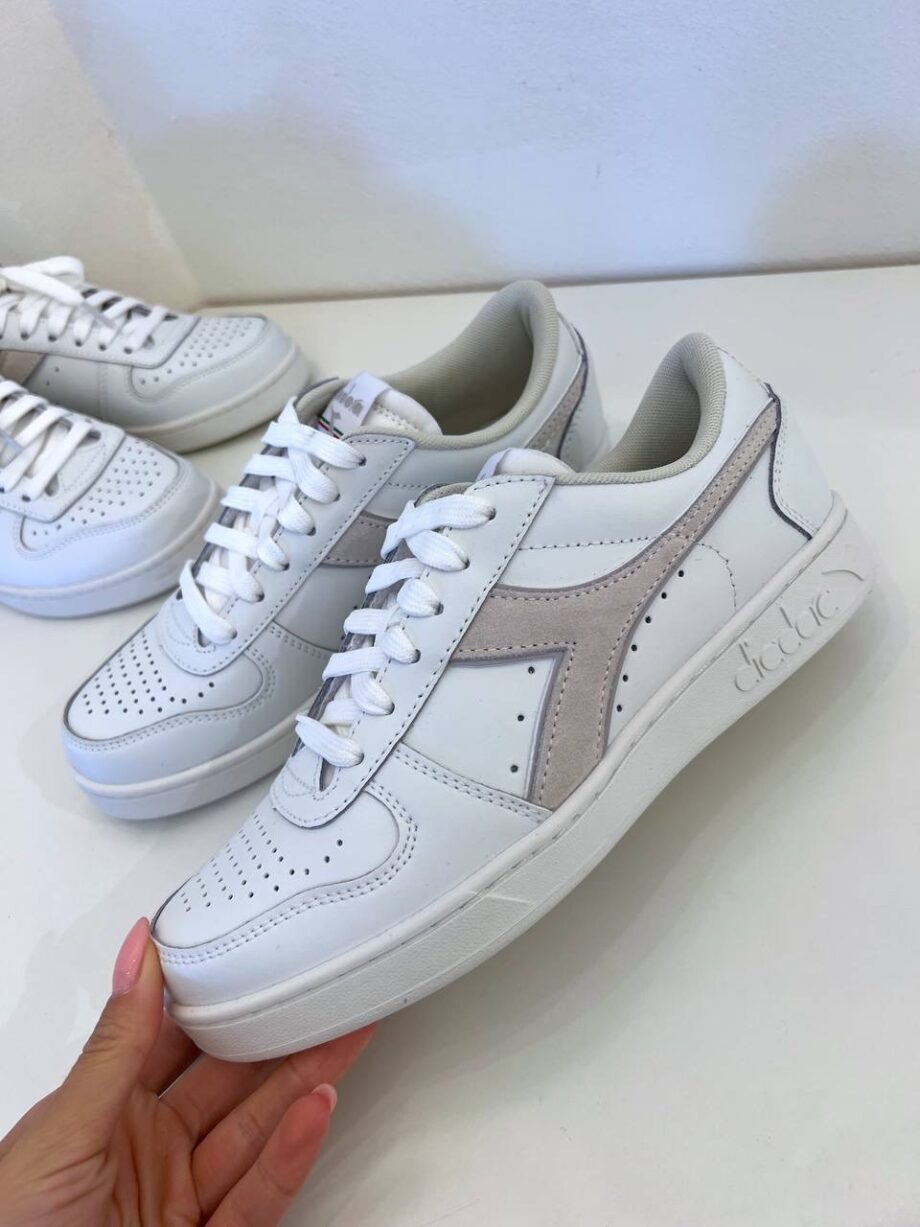 Shop Online Sneakers magic basket low bianche e beige Diadora