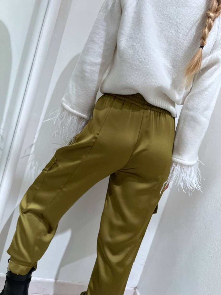 Shop Online Pantalone cargo in raso olio So Allure