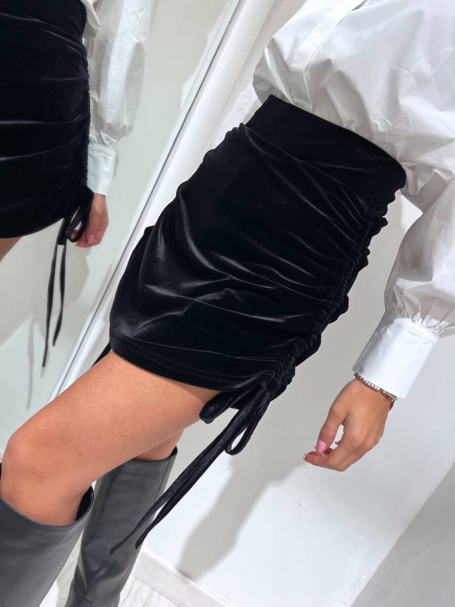 Shop Online Minigonna nera in velluto drappeggio Odì Odì