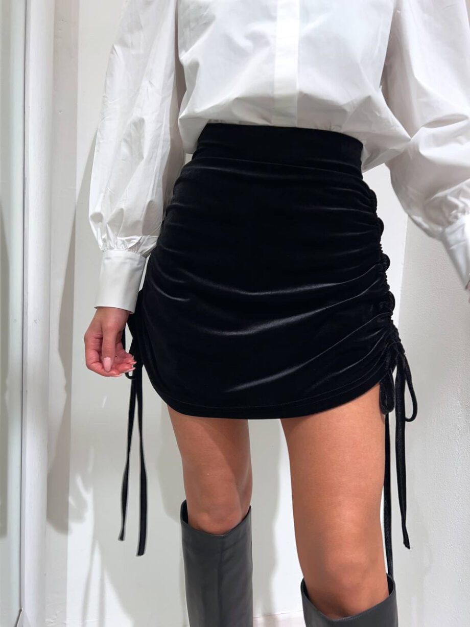 Shop Online Minigonna nera in velluto drappeggio Odì Odì