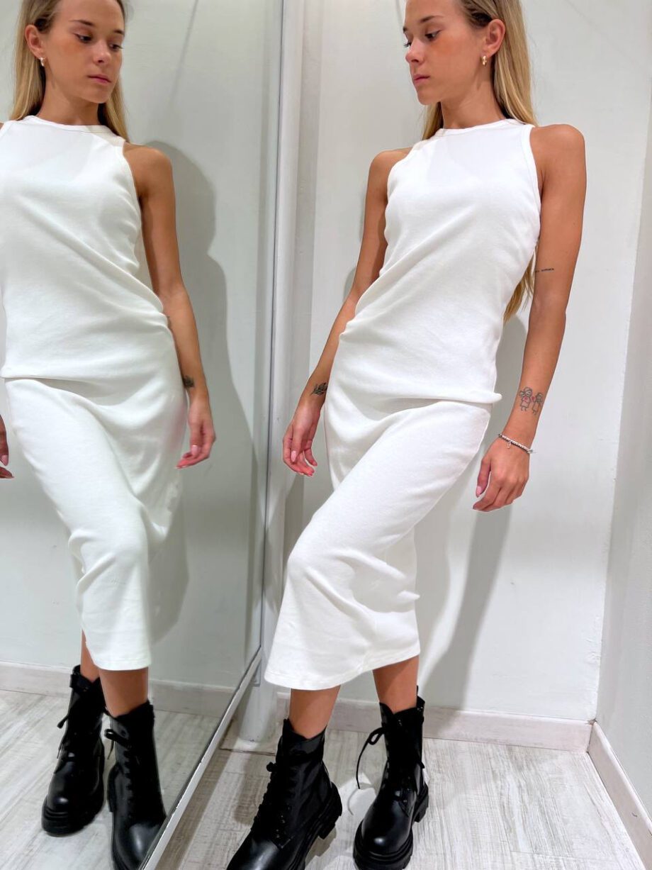 Shop Online Vestito in maglia smanicato a coste bianco Vicolo