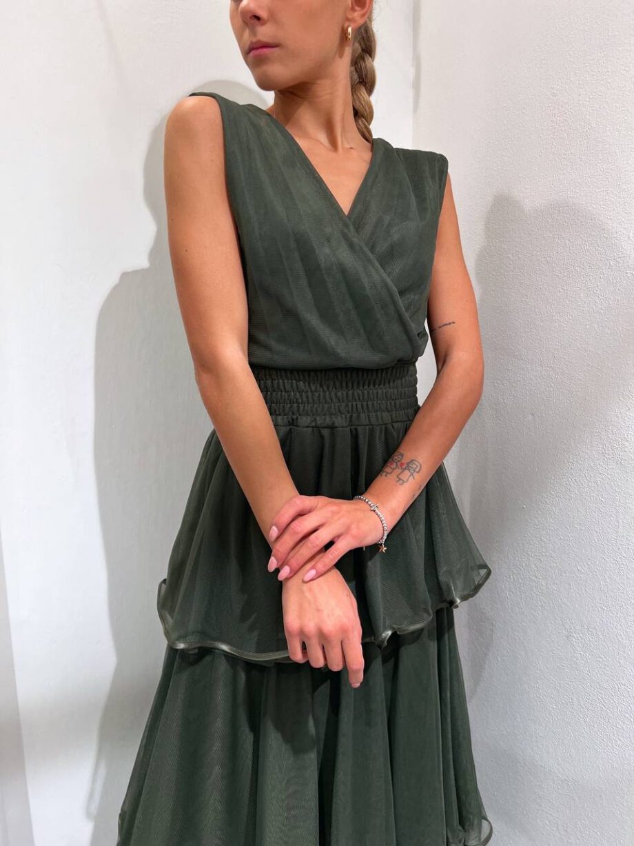 Shop Online Vestito lungo in tulle verde militare So Allure