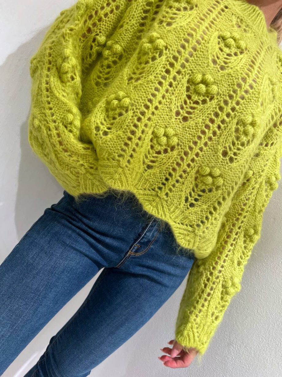 Shop Online Maglione lime con noccioline in mohair Kontatto