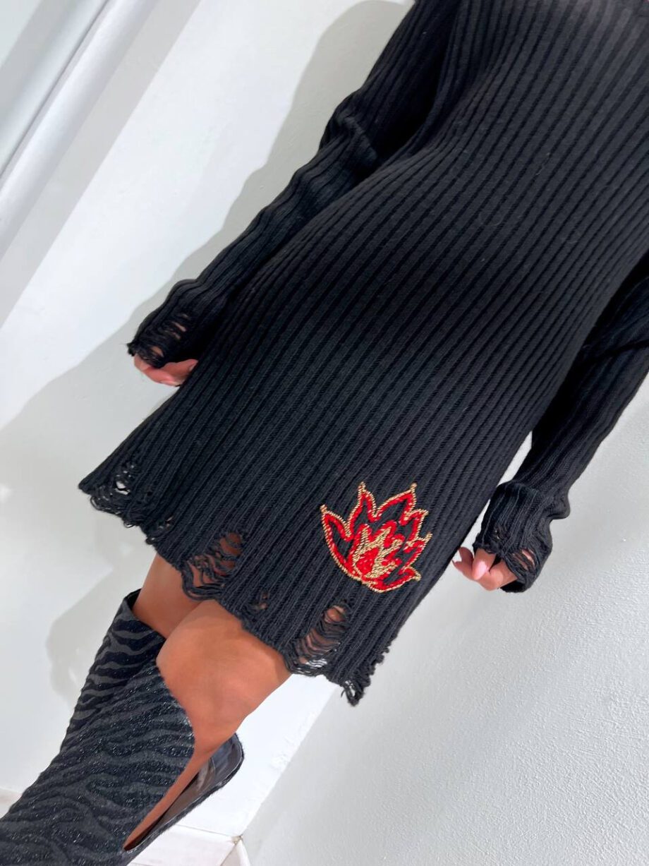 Shop Online Vestito in maglia nero con patch fiamma Dimora