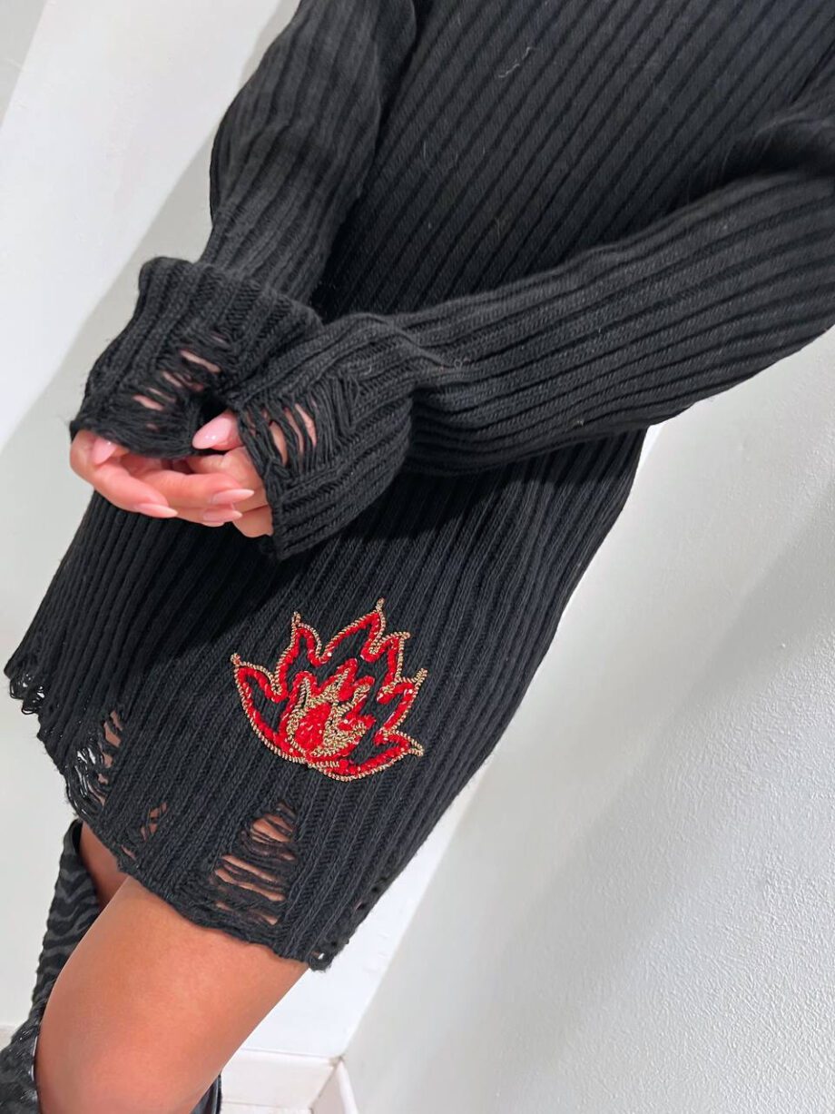 Shop Online Vestito in maglia nero con patch fiamma Dimora