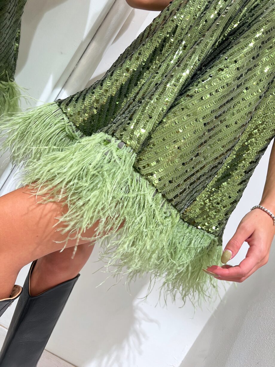 Shop Online Vestito corto verde con paillettes e piume The Lulù