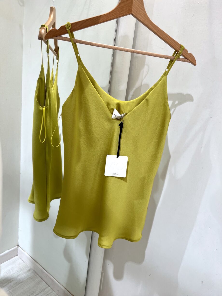 Shop Online Top in raso lime basico Vicolo