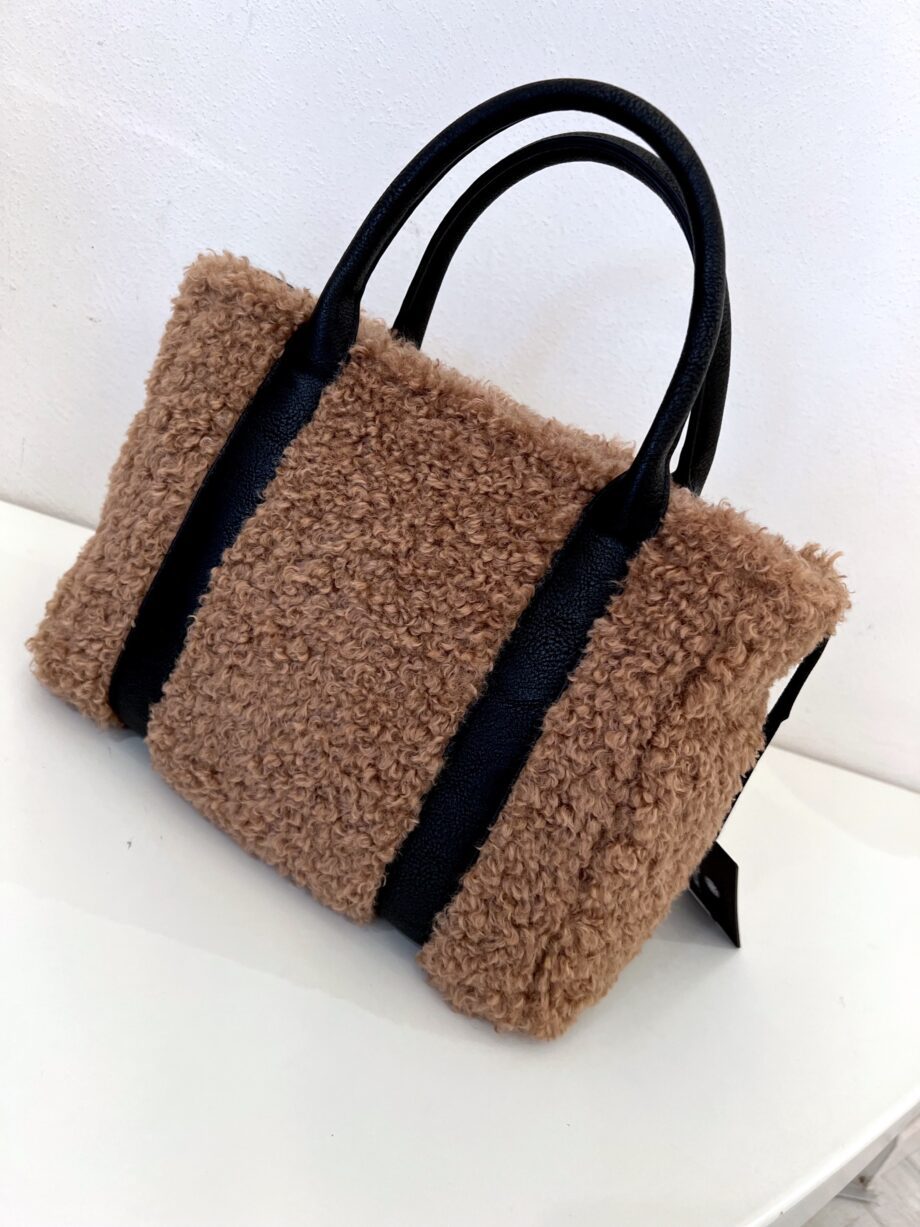 Shop Online Borsa beige Dalila eco fur Gio Cellini