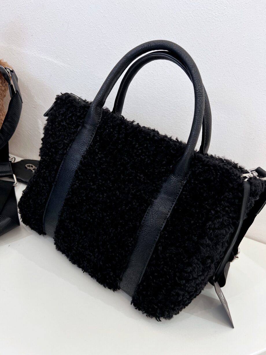 Shop Online Borsa nera Dalila eco fur Gio Cellini