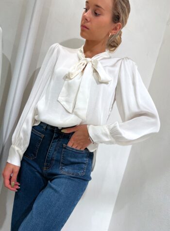 Shop Online Blusa in raso bianca con fiocco Have One