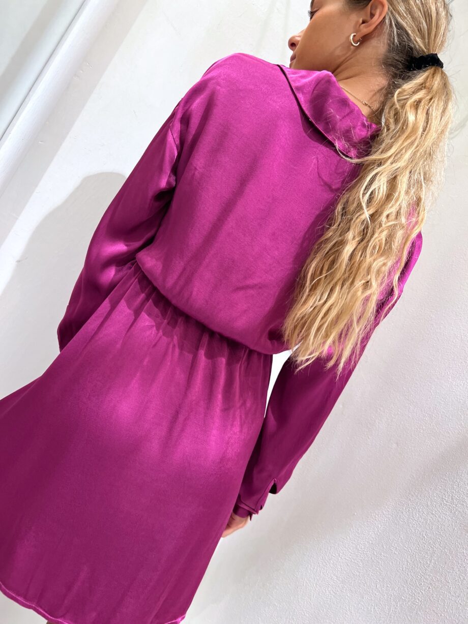 Shop Online Vestito corto in raso magenta Have One