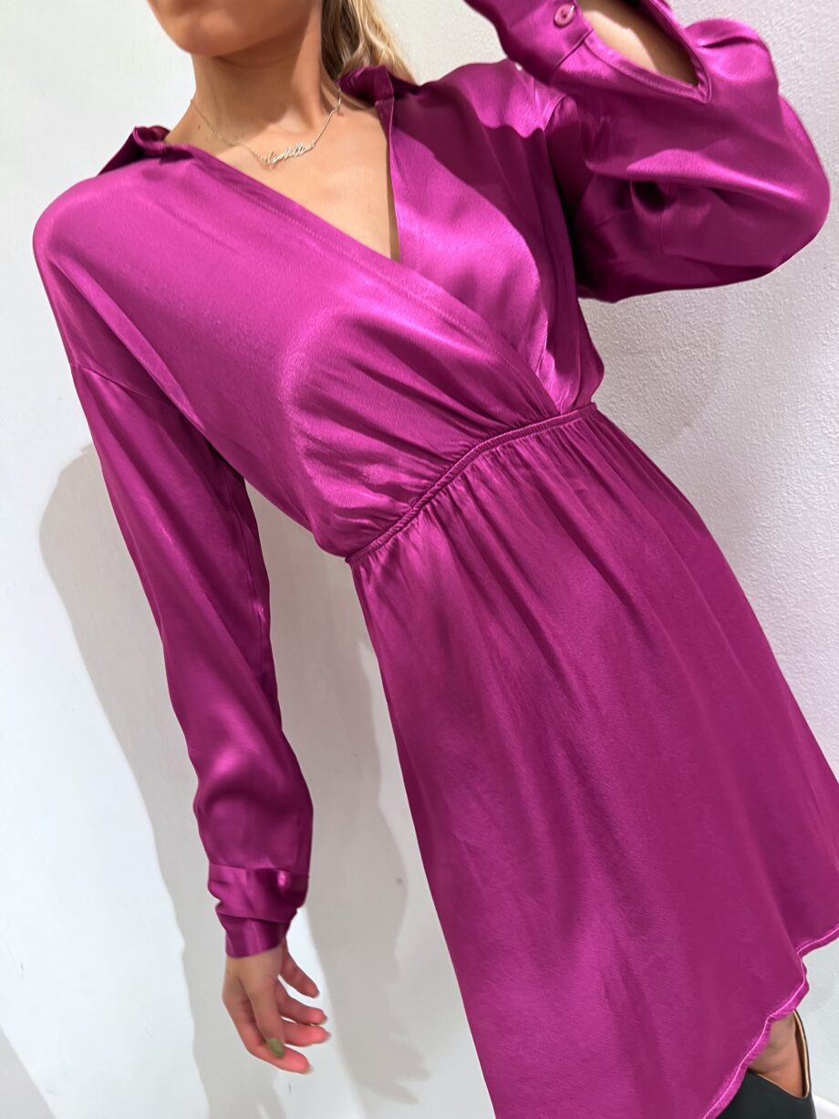 Shop Online Vestito corto in raso magenta Have One