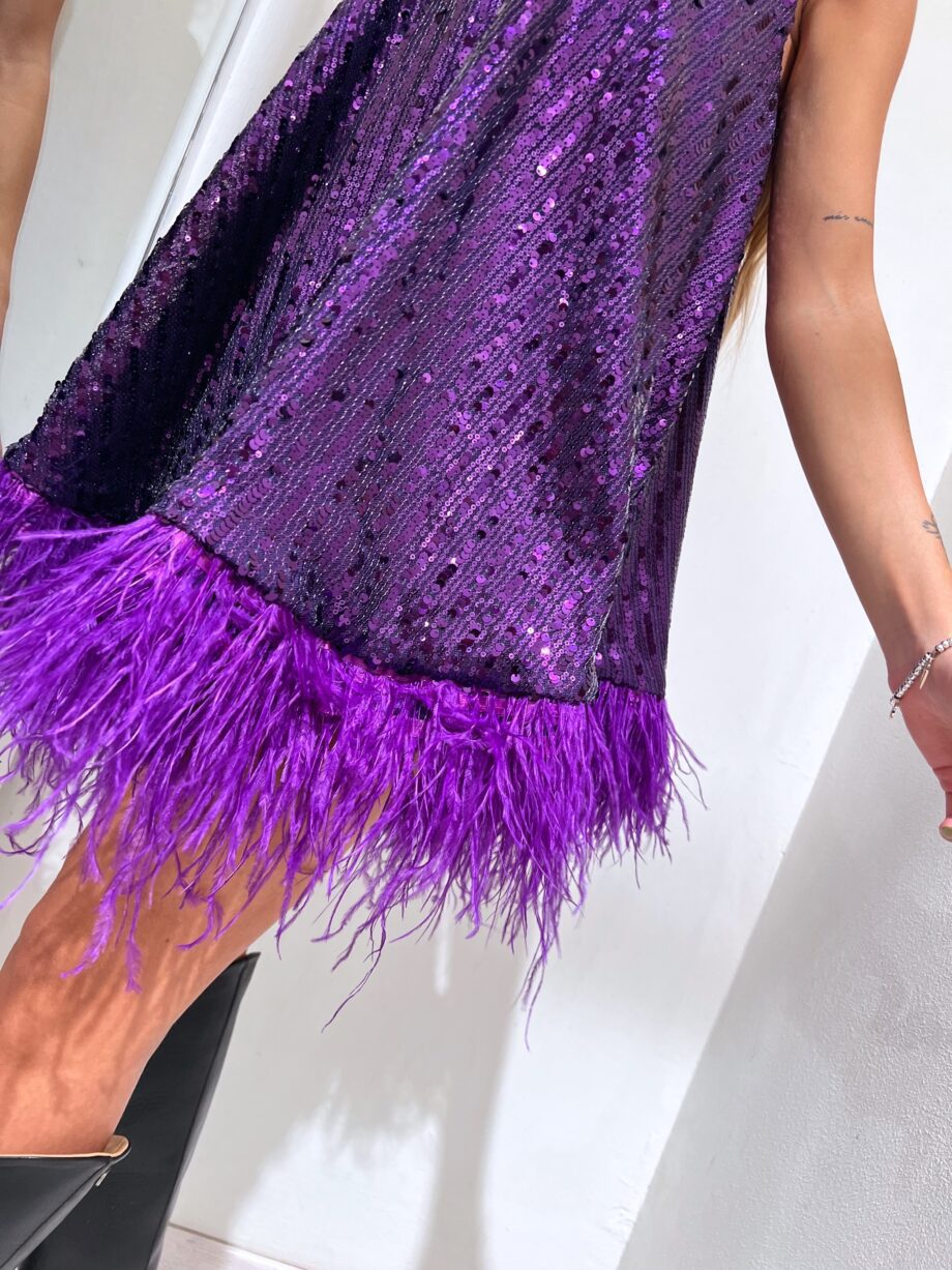 Shop Online Vestito corto viola con paillettes e piume The Lulù