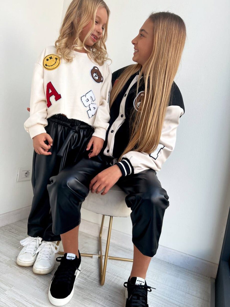 Shop Online Bomber in ecopelle nero con patch Souvenir Kids