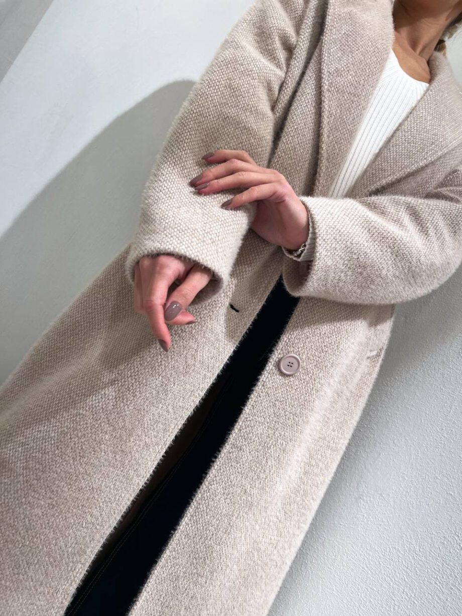 Shop Online Cappotto lungo ampio beige Kontatto