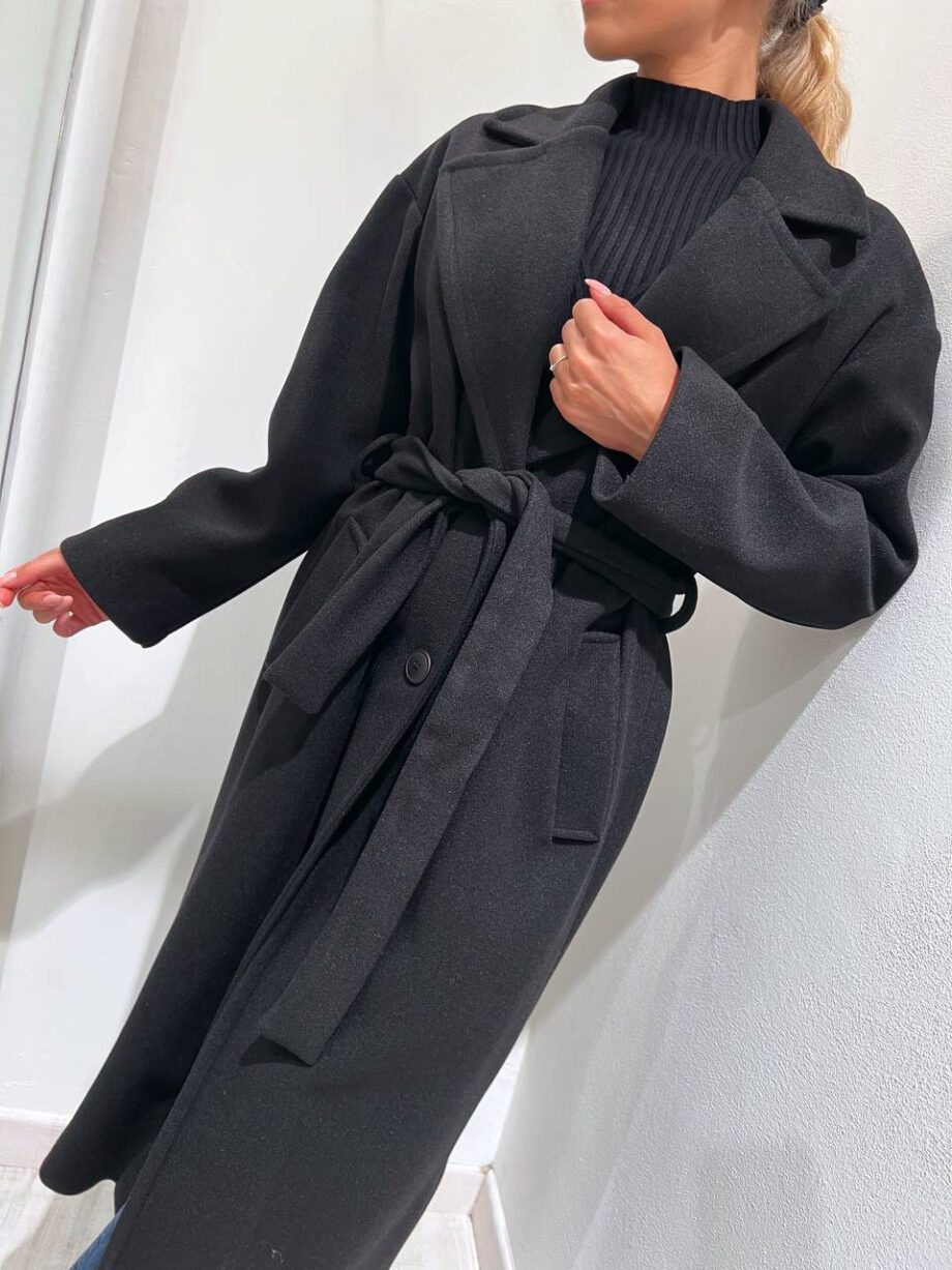 Shop Online Cappotto nero con fusciacca Have One