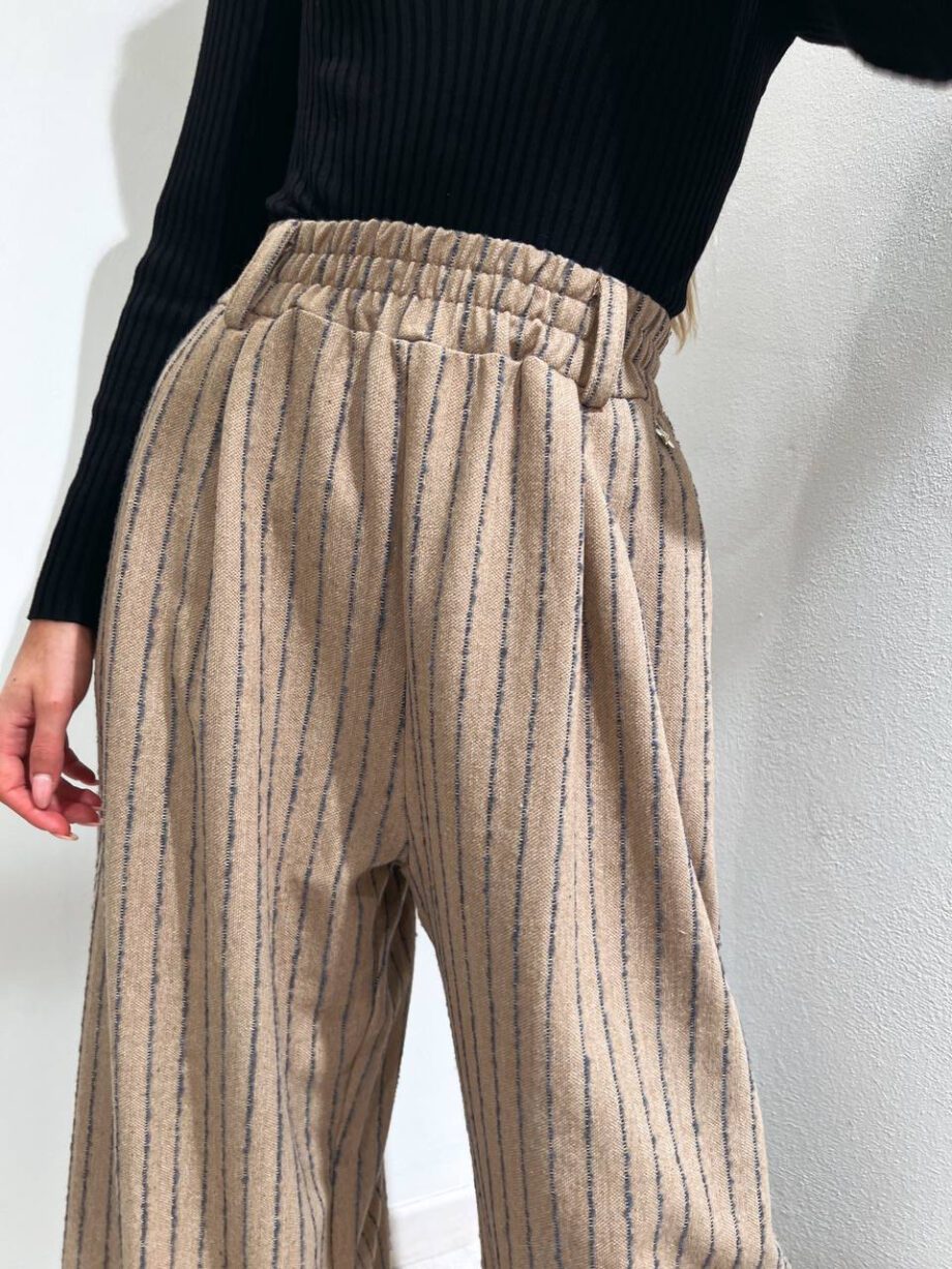 Shop Online Pantalone palazzo corto beige a righe Souvenir