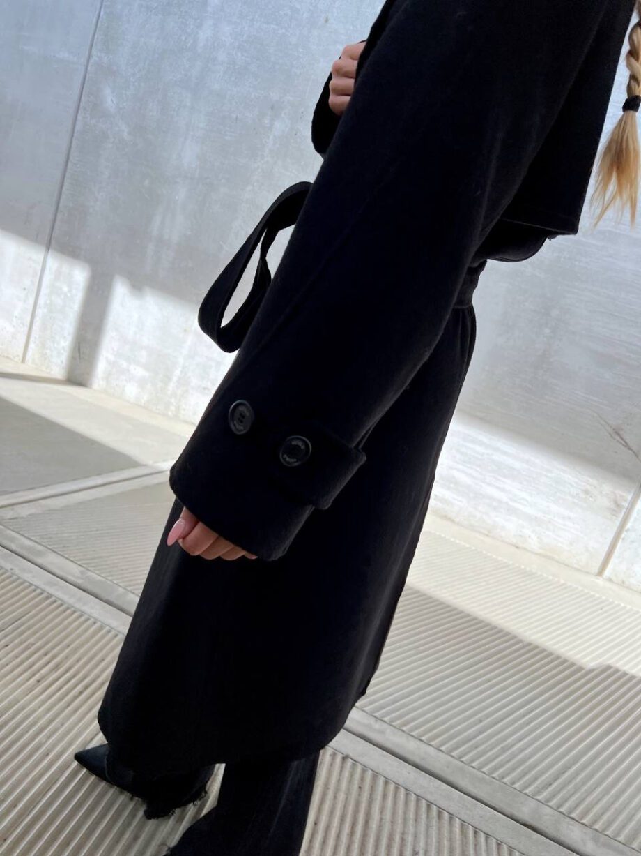 Shop Online Cappotto lungo nero con fusciacca Vicolo