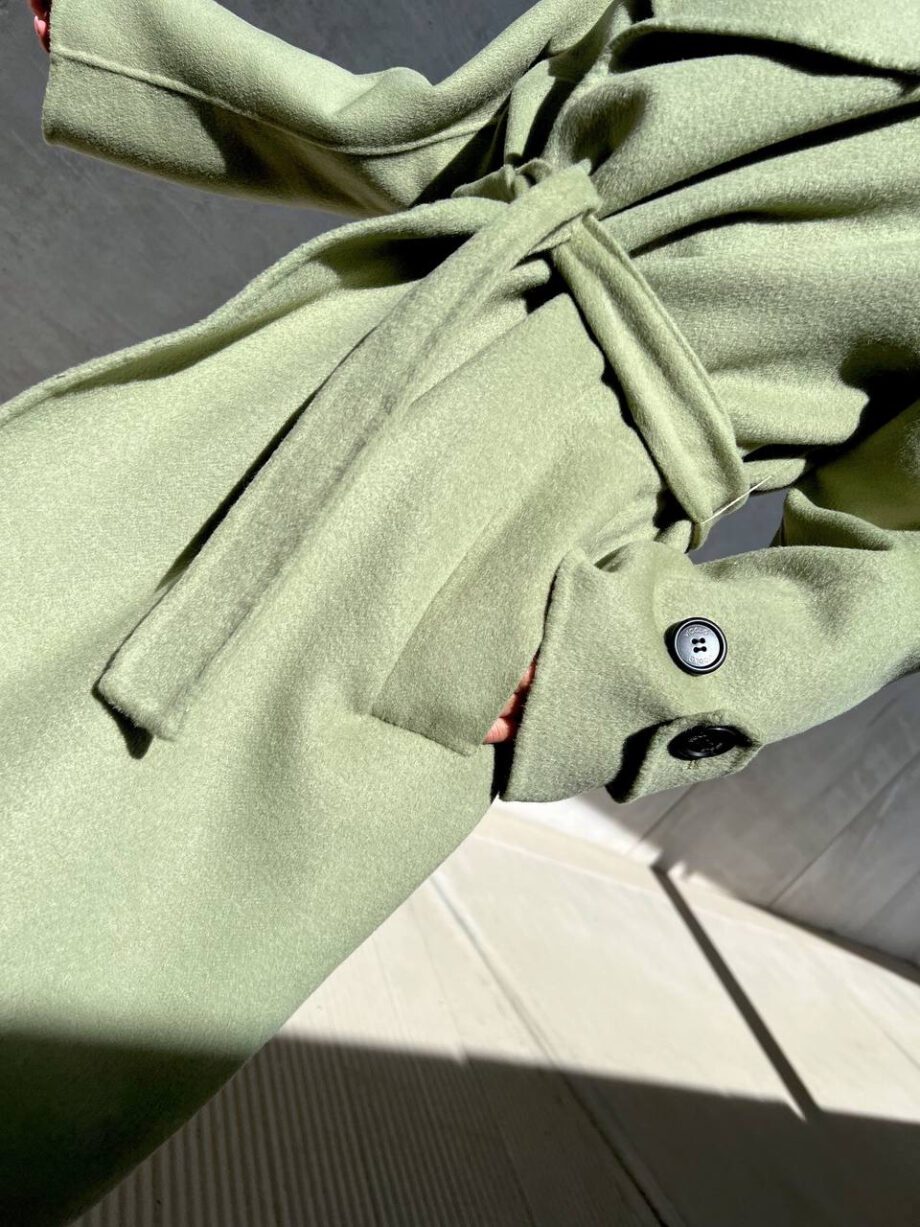 Shop Online Cappotto lungo verde salvia con fusciacca Vicolo